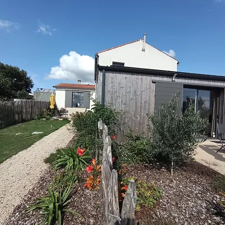 Appartement Les œillets Jusqu'à 4 Personnes - Le Hameau Des Lys - 12min Du Puydufou *