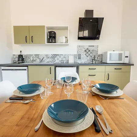 Le Hameau Des Lys - 12min Du Puydufou דירה