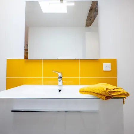 Le Hameau Des Lys - 12min Du Puydufou דירה