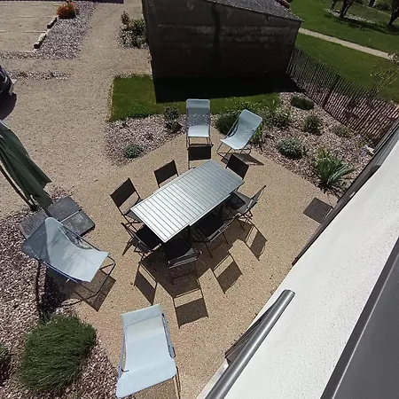 Les œillets Jusqu'à 4 Personnes - Le Hameau Des Lys - 12min Du Puydufou Appartement La Gaubretiere