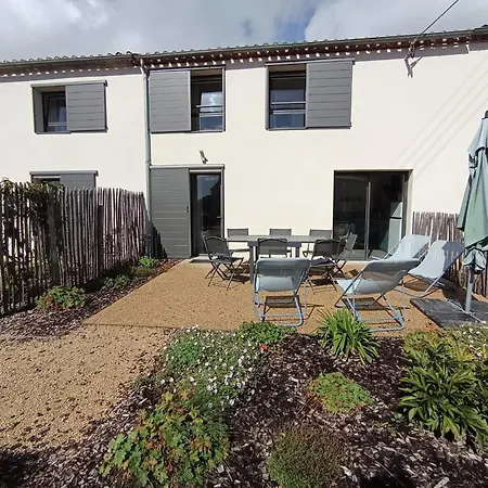 Le Hameau Des Lys - 12min Du Puydufou דירה La Gaubretiere